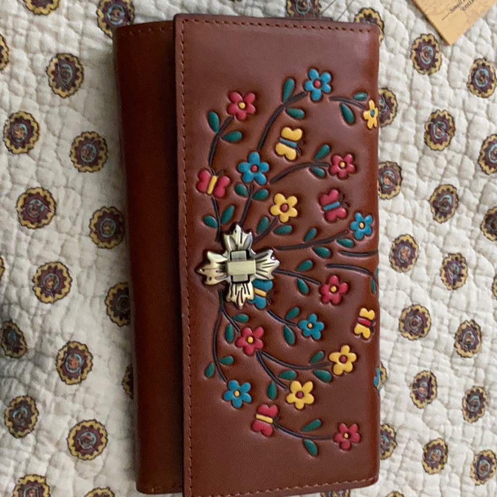NWT Patricia Nash wallet